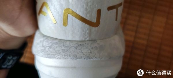 挑灯论鞋|闲来挑灯论鞋 篇六十四：痛点小改，渐趋无敌——C202gt奥运配色开箱及对比