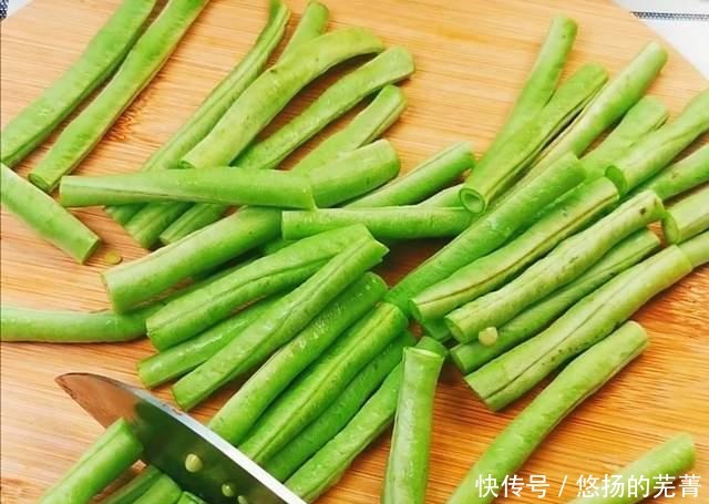  年夜饭家常菜推荐麻婆豆腐，鲍鱼西兰花，干煸四季豆，轻松搞定