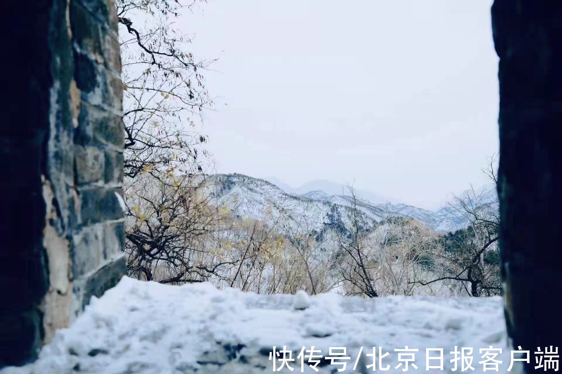 卧雪|巨龙卧雪！雪中长城如丹青水墨