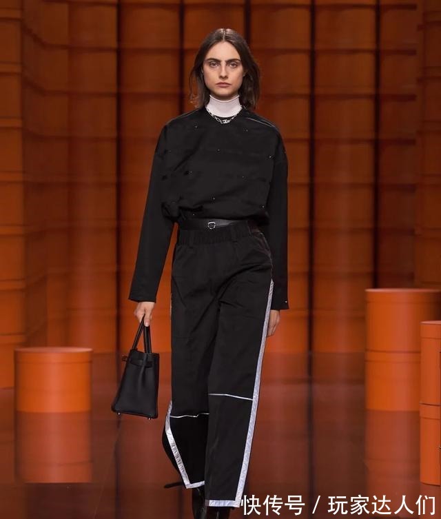 女性 爱马仕又一次打开了女性的新世界!