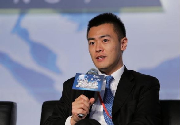 小伙上《非诚勿扰》相亲，24盏灯全灭，孟非笑了：他爸是刘銮雄