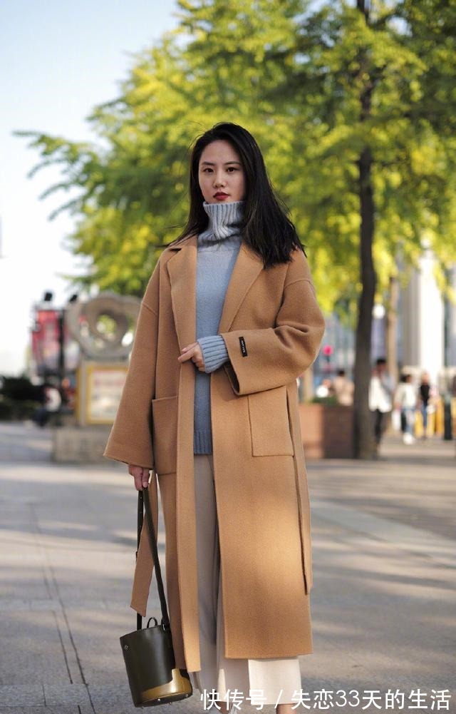 搭配 女人再懒也少用阔腿裤配卫衣,现流行“毛衣+阔腿裤”,保暖好看!