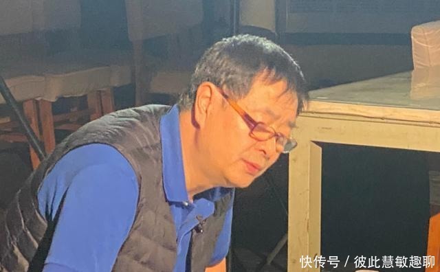 震撼|67岁濮存昕授课照曝光,满脸皱纹显憔悴苍老,现场朗诵令人震撼