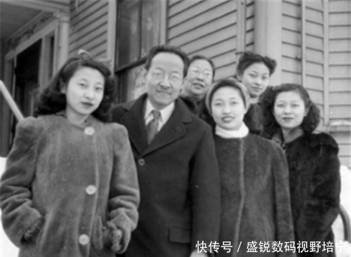 十狮尸|他写两篇奇文反驳专家废除汉字,全文94字音调一样,专家读完服了