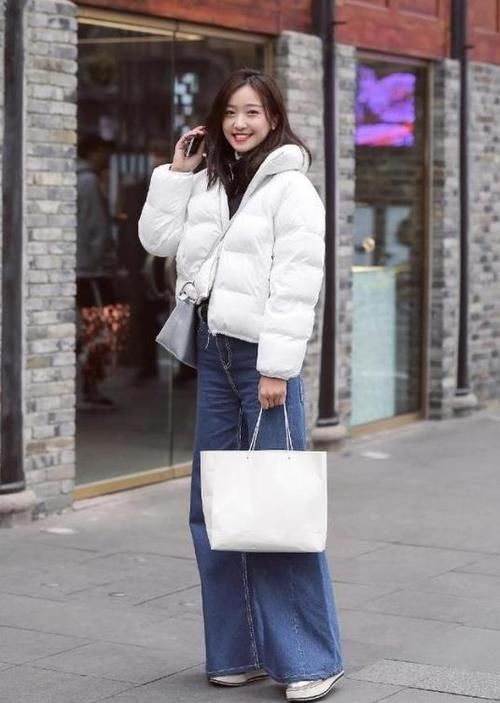 今冬流行的“厚外套＋阔腿裤”，时髦显瘦又保暖，照着穿就很美