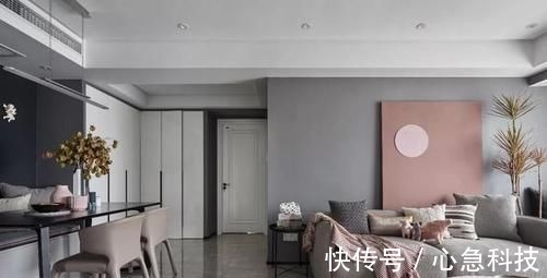 表妹|110㎡轻奢两居,高级灰+烟粉,个性独特的品质感让人惊艳!