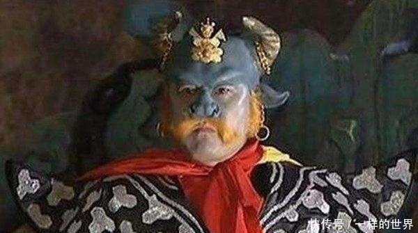 金刚琢$一个是如来的舅舅,一个是老君的坐骑,大鹏和青牛谁更厉害!