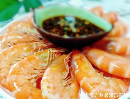  就可以|水煮虾你以为就是用水煮吗那你错了，多加一步才是最好吃的做法