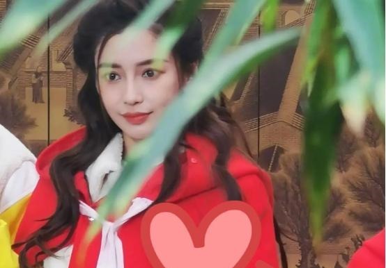 宋祖儿|《奔跑吧9》阵容强大宋祖儿变村姑!baby小红帽造型惊艳