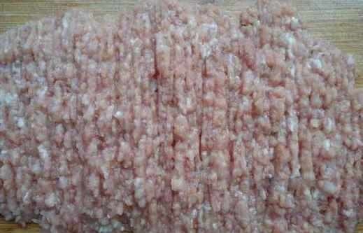 用这种食物包饺子，比韭菜强5倍，主要还是没韭菜那种讨厌的味道