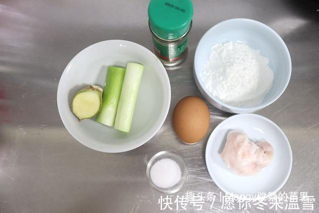 花23元买了一条鱼，做了4道菜发到朋友圈，纷纷点赞不服不成