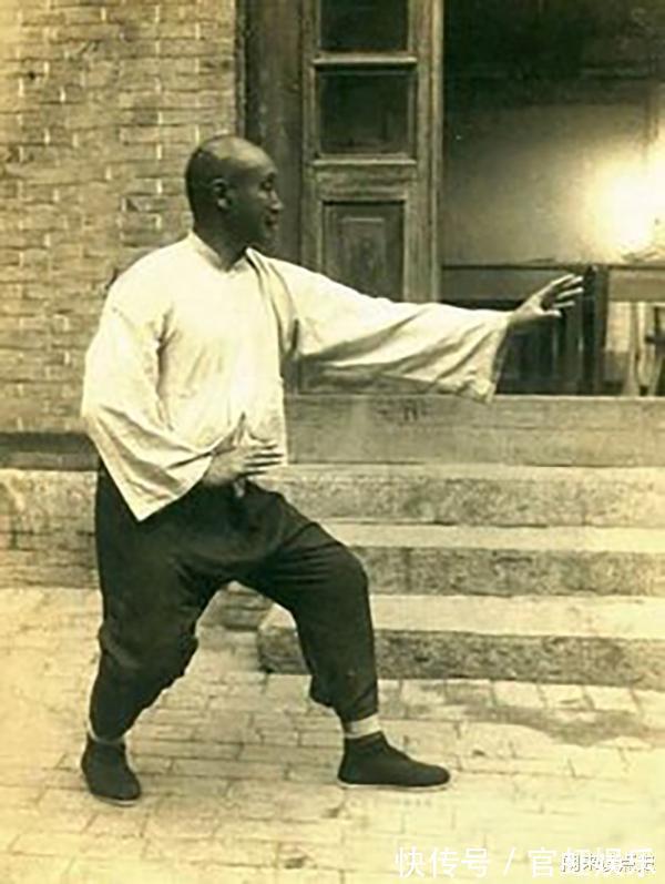 李仲轩$中华武术最后一个高峰的见证者,34岁便退隐江湖,从未收过徒弟