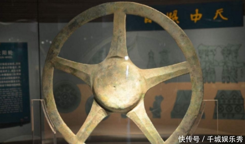 中国的古怪文物:三国早已有现代餐盘,扯淡碑的内容让人忍俊不禁