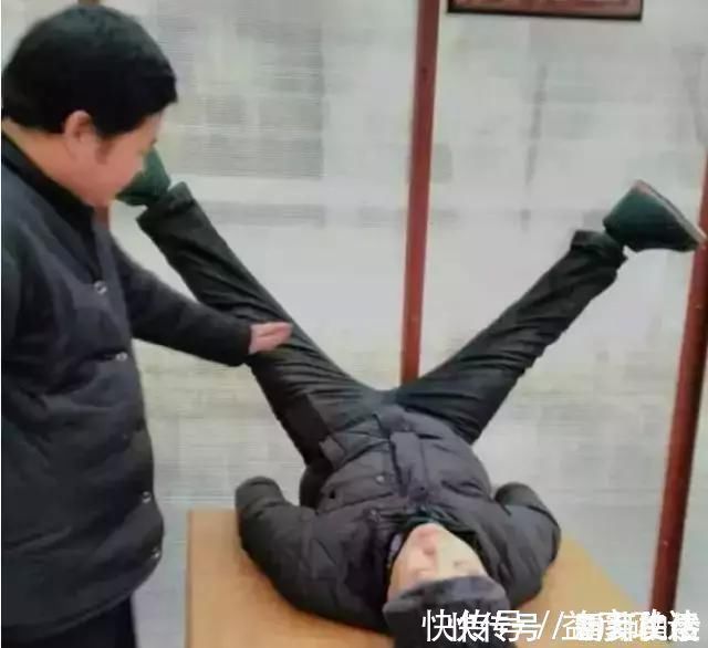 阳气|睡前一个小功法，大补肝肾，疏通五条经，男女都受益~