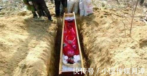 王氏|考古出土5岁女孩墓,身披嫁衣穿金戴银,身份确定后专家气得大骂