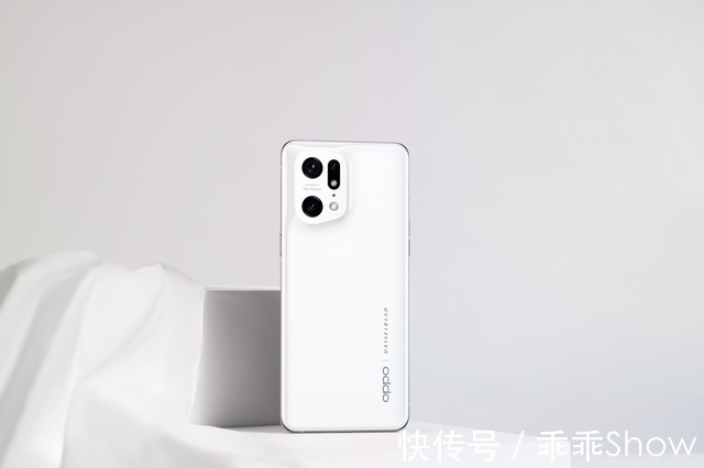 2k+|少见的纯白机身,Find X5 Pro正式发布,影像实力全面升级
