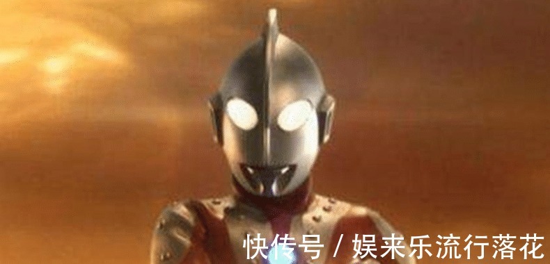 奥特曼|最惨的佐菲队长，旧梗不去新梗就到了！奥特曼6大名场面都是队长
