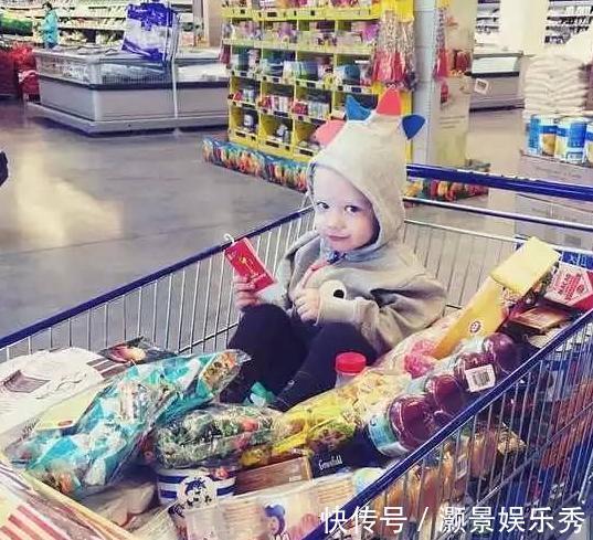 丽丽|“你小孩偷了东西,不信让我们搜身”,妈妈一开口商场人员就放行