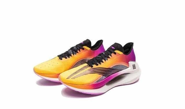 北极雪 驭帅14?香芋紫+北极雪美翻,音速9夏季配色帅炸,李宁太强了