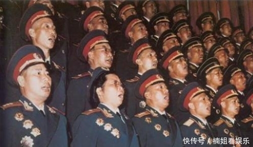 陈赓|他是开国十大上将，给彭德怀说媒，子女更牛，三个司令员两个教授