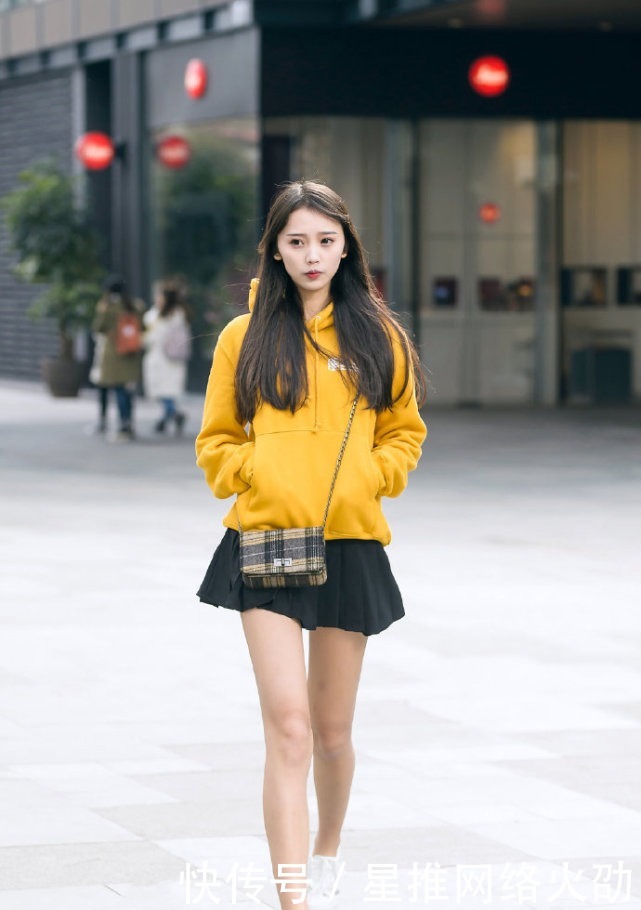 半裙|气质女生的半裙穿搭示范,学会并用心去搭配,做个百变女人!