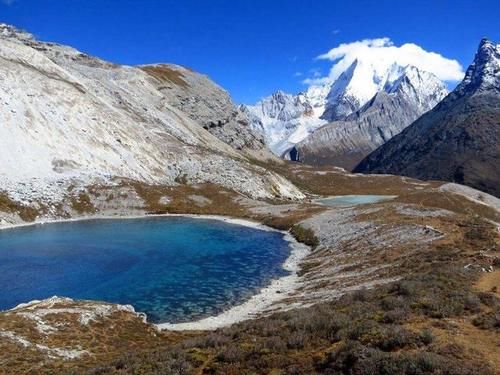 深秋|时至深秋川西之旅，遇见最美的诗和远方，稻城亚丁