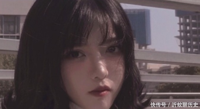 初中时代有这3个特点的女生，看似平淡无奇，其实都是宝藏女孩！