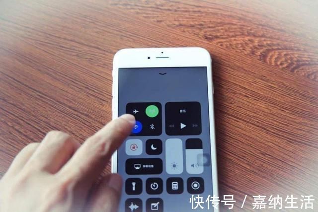 信号|手机“飞行模式”怎么不取消？内行人告诉你答案，其实是你不会用