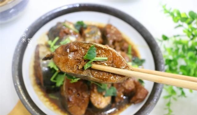 这种鱼，只有野生无养殖，肉多刺少营养极高，家常做法简单好吃