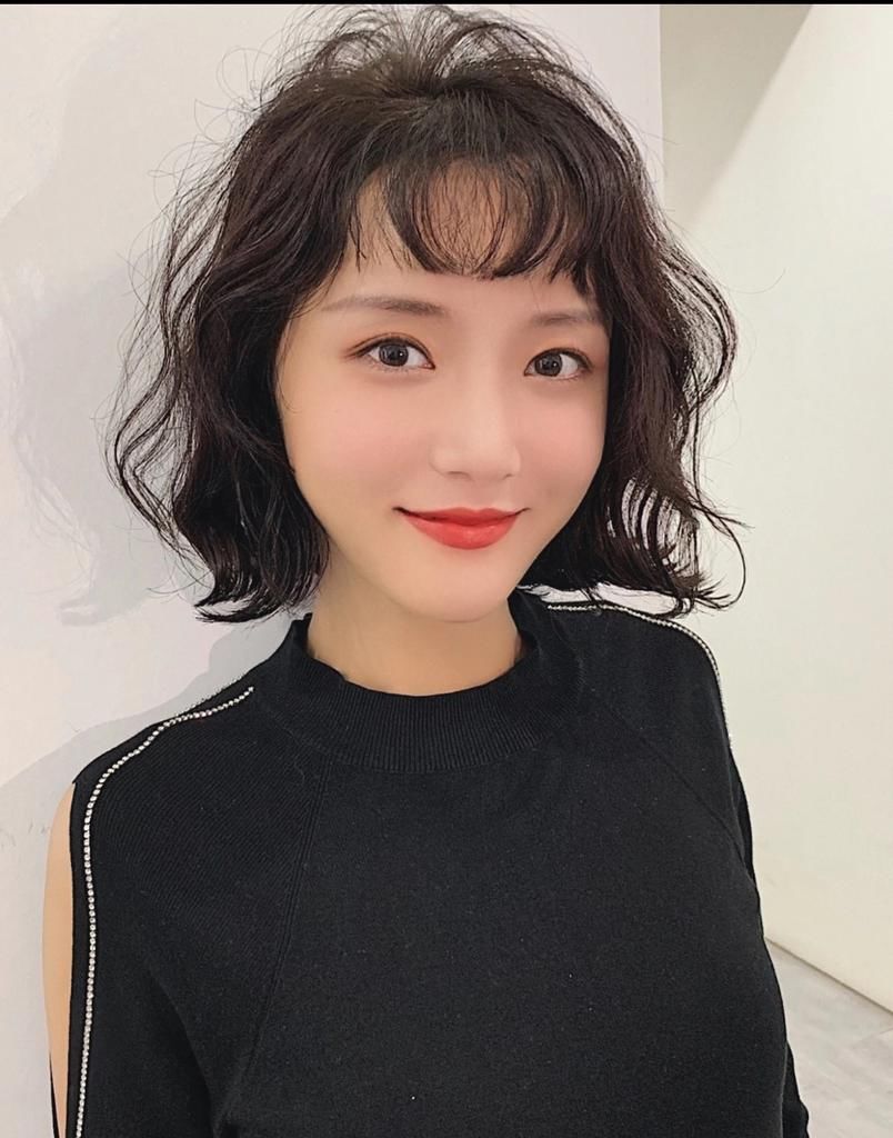 越烫越时尚发型20款，蓬松瘦脸真洋气，有你同款吗