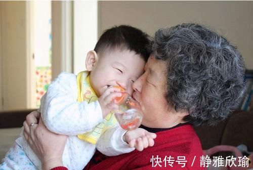 主力军|为啥现在帮忙带娃的主力军外婆占大部分?两个原因很多人表示认同