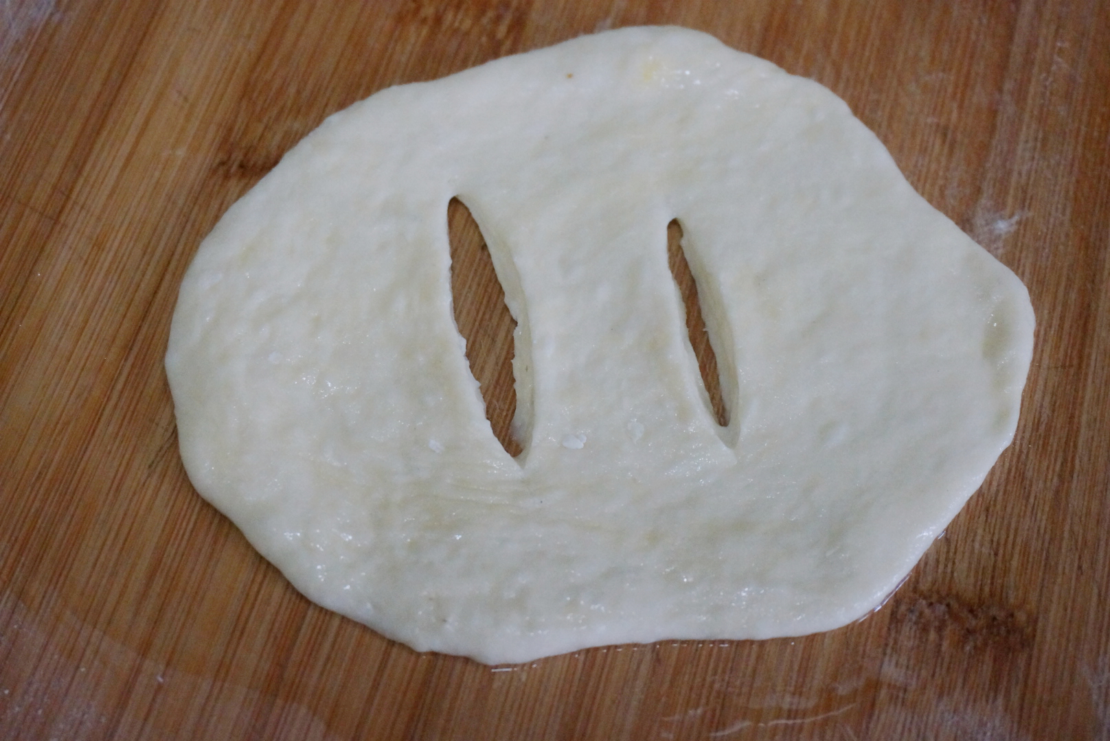 这样炸出的油饼,蓬松酥脆,比买的好吃