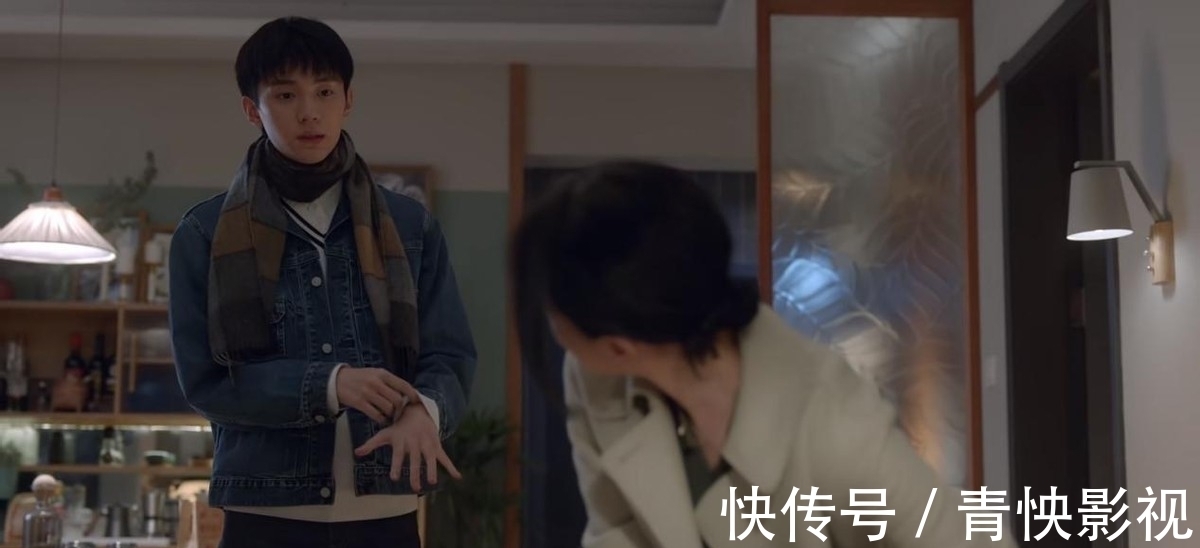 冲上收视榜第一!仅播2集口碑就爆了,黄磊一出手就是“王炸”