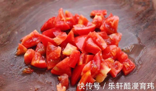 下饭|大热天，教你一道豆腐的做法，不放肉也好吃下饭，连汤汁都不剩