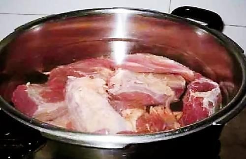 40年卤肉师傅，教你酱牛肉的正确做法，酱香浓郁，软烂入味！