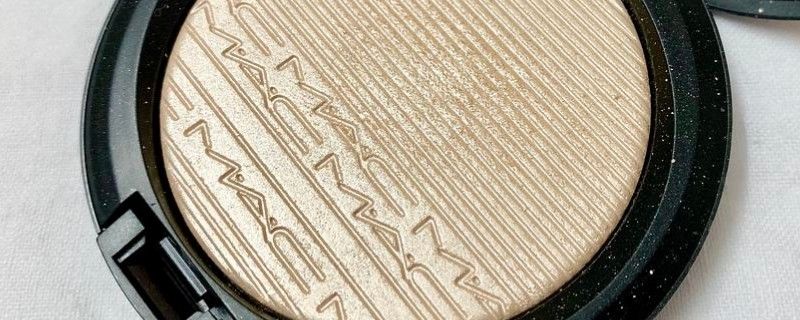 妆容|mac生姜高光用在散粉后吗