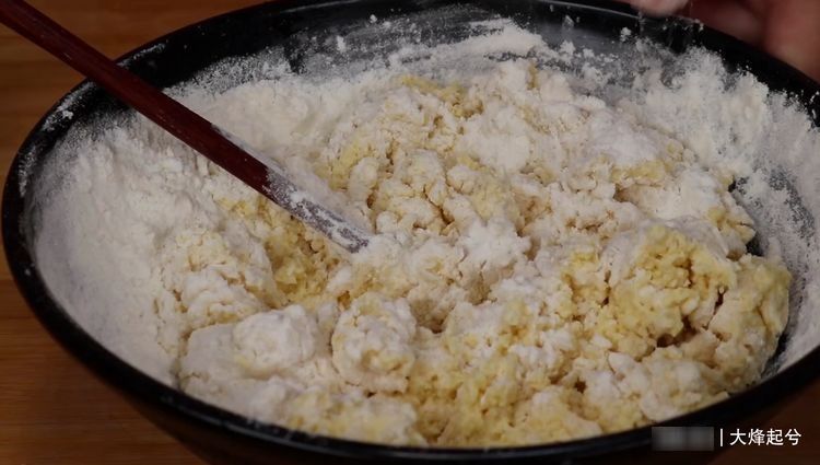 黄豆别再打豆浆了，试试一种做法，吃一次忘不了，给肉都不换