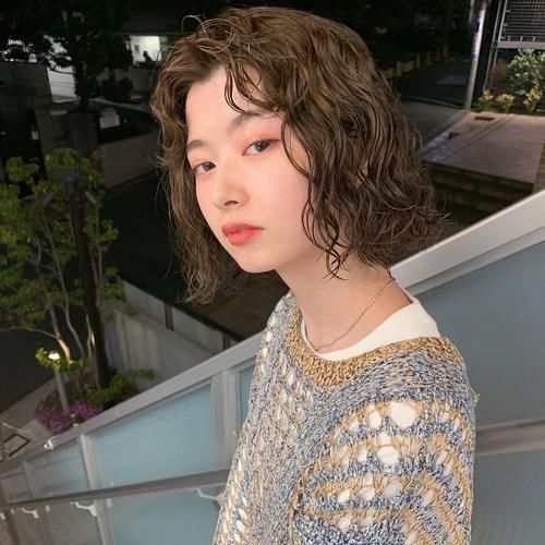 干净利落|【2021潮流短发】5款风靡日韩的“下巴短发”干净利落又减龄！