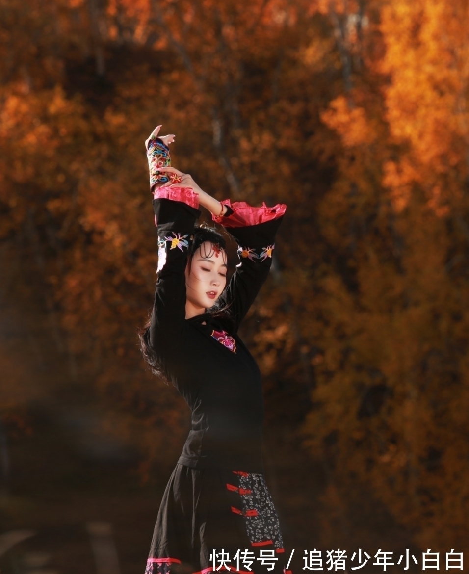 雪飞!词·八阕丨幻梦无痕焉可顾,红香叠影凝冰露