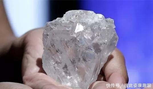 稀缺性|人造钻石和天然钻石几乎没差别,可以量产,为何钻石价格没有降?