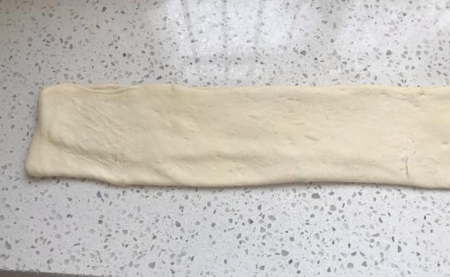 好吃的水煎花卷,拧一拧转一转煎一煎,5分钟出锅