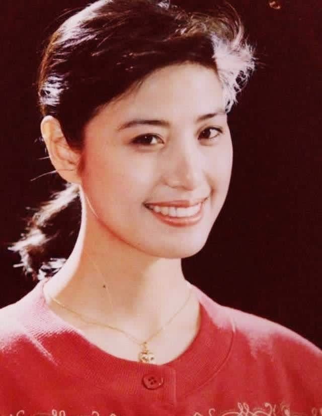 八九十年代著名女星吴玉华戏里的枣花再婚后的幸福女人