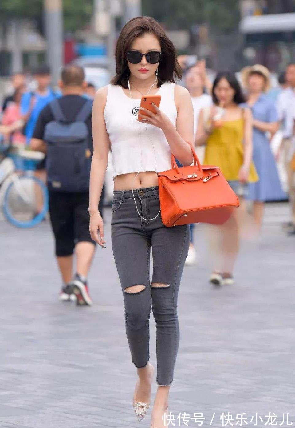 破洞牛仔裤|非常独特的气质美女！父母看了很喜欢，充满女性魅力，请珍惜她呀