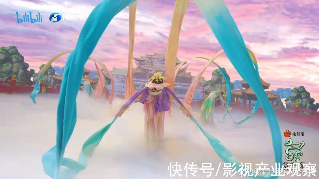 專訪《舞千年》導(dǎo)演姜小巍：包裝經(jīng)典舞蹈，為年輕人講述中國故事