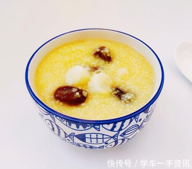 红枣山药小米粥，补气补血，营养丰富