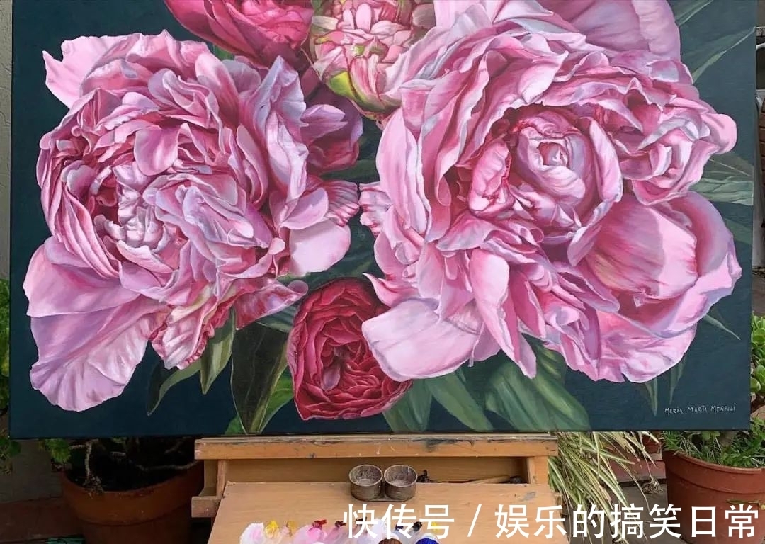 艺术家#“艳俗”的牡丹花，被这位女画家画成艺术品，感觉香气扑面而来