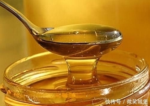 女人缺少雌激素容易老常吃4种食物,美白淡斑,预防子宫早衰