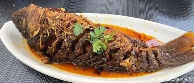 这家店又远又小却贼有名!为了吃他家我坐了30站公交!