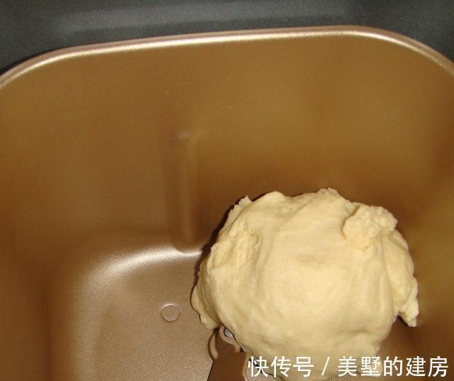 接头处|牛奶排包的详细做法，香软好吃，营养丰富，味道棒极了