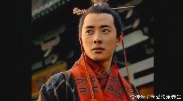 大笑不止|刘备自立之后,大臣们都骂刘备篡汉,汉献帝为何却大笑不止